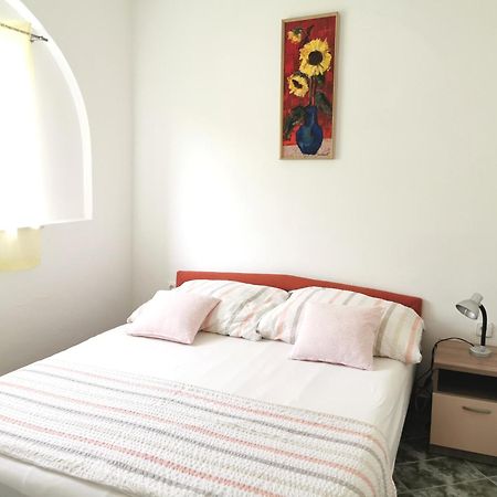 Apartmani Gabi セサリサ エクステリア 写真