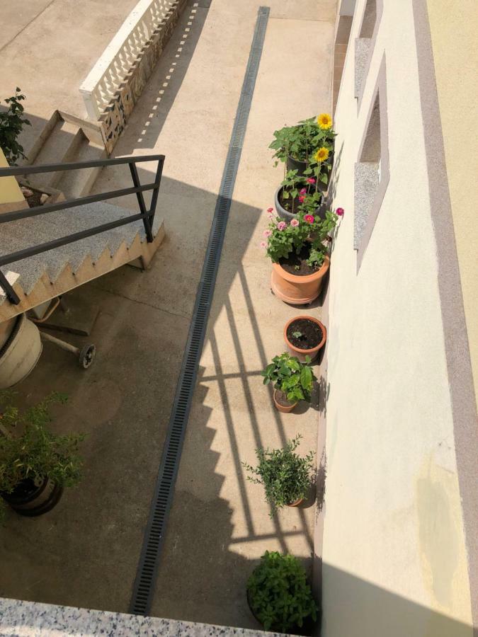 Apartmani Gabi セサリサ エクステリア 写真